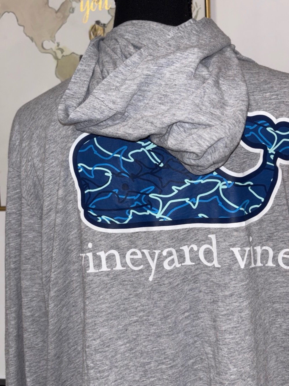 Vineyard Vines Light Gray Long Sleeve Hooded Pocket Tee with Whale Logo - Picture 5 of 6